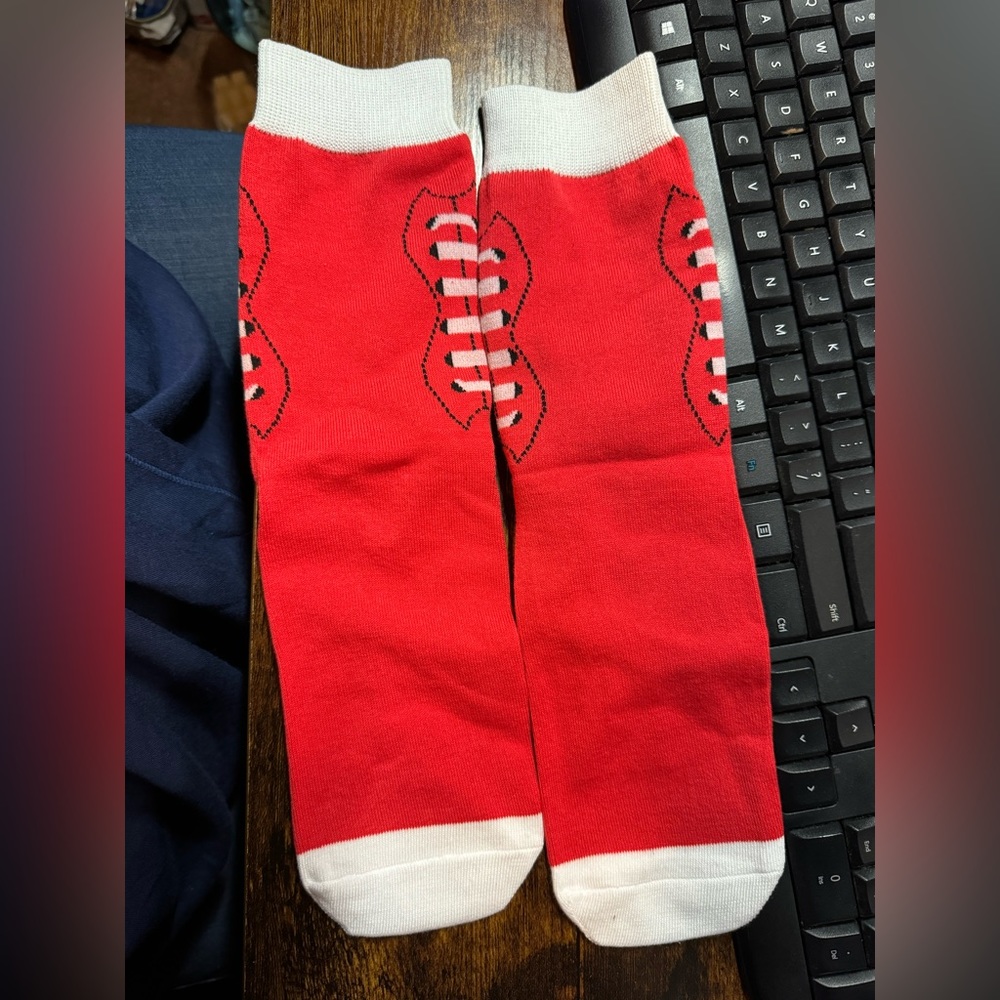 Women’s NWOT Cowboys socks - Picture 3 of 5